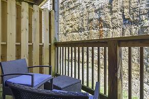 Hillside Lodge - Enjoy Music Venues & the Open Air