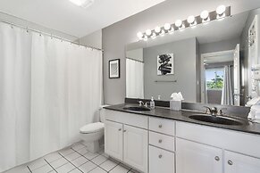 Pool View Oasis - Community Amenities