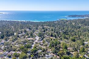 Quaint Carmel - Bungalow Close to Beach