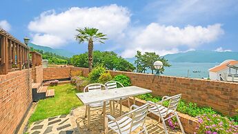 Namhae Arabyeoldom Pension