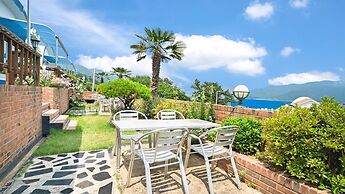 Namhae Arabyeoldom Pension