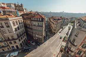 Downtown Penthouse With River View