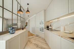 Downtown Penthouse With River View