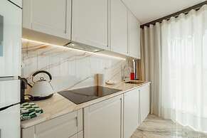 Downtown Penthouse With River View