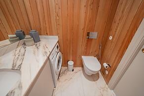 Downtown Penthouse With River View