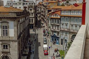 Downtown Penthouse With River View