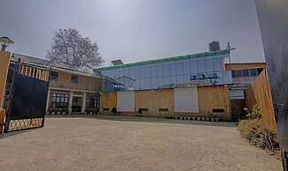 Treebo Omega Stay Inn