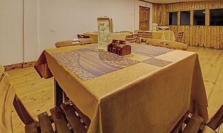 Treebo Omega Stay Inn