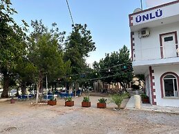 Ünlü Konaklama Kafe