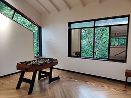 Hearthstone By Getaway Stays