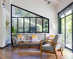 Hearthstone By Getaway Stays