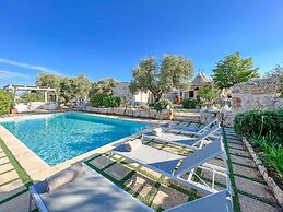 TD Trulli Locobello Stylish Cozy Trulli w Pool