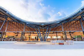 Madifushi Private Island