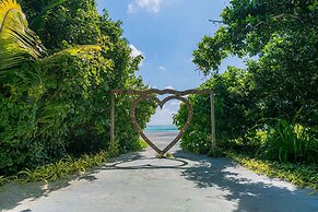 Madifushi Private Island