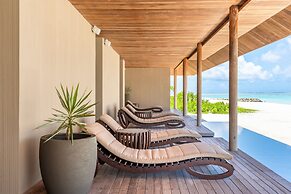 Madifushi Private Island