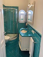 Queen Suite