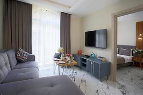 Princely Suites