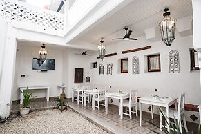 Zanzi House