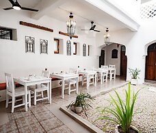 Zanzi House