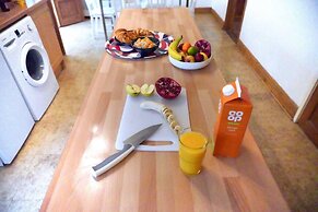 Captivating 4-bed House in Milton Keynes