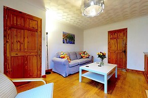 Captivating 4-bed House in Milton Keynes