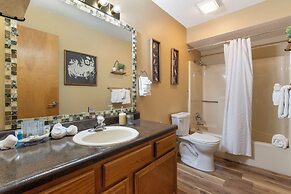 The Circle Retreat 7