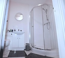 Remarkable 3-bed Apartment in Newport Pagnell