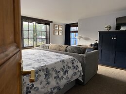 Tom's of Tregaron