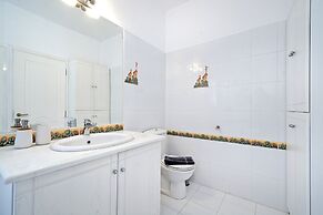 Triplex Villa Gardenia Glyfada  sea view