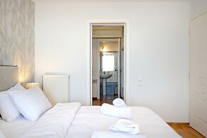 Triplex Villa Gardenia Glyfada  sea view