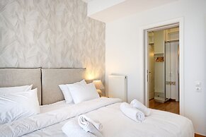 Triplex Villa Gardenia Glyfada  sea view