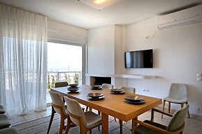 Triplex Villa Gardenia Glyfada  sea view