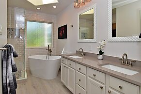 Dreamy Dripping Springs