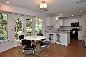 Dreamy Dripping Springs