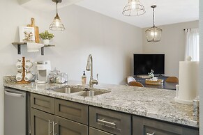 Troon Golf Bungalow - Branson - Golf Course View & On-site Amenities