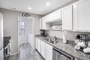 Rockwall Duo - Cottage + Lodge Combo