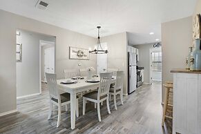 Rockwall Duo - Cottage + Lodge Combo