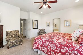 Bounty of Birdie Lane - Golf Courses, Playgrounds & Pool