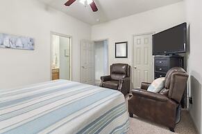 Bounty of Birdie Lane - Golf Courses, Playgrounds & Pool