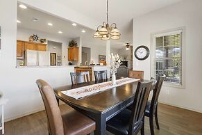 Bounty of Birdie Lane - Golf Courses, Playgrounds & Pool