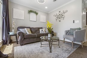 Clubhouse Bungalow - Community Amenities