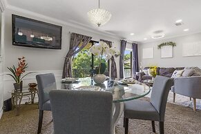 Clubhouse Bungalow - Community Amenities