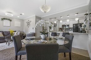 Clubhouse Bungalow - Community Amenities