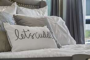 Clubhouse Bungalow - Community Amenities