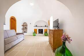 Trullo Bella Vista With Patio & Parking