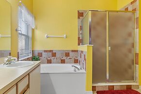 Hampton Lakes Retreat