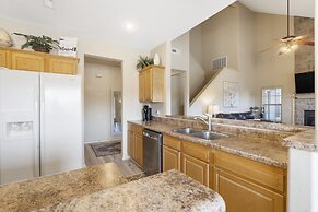 Birdie Lane Beauty - Golf, Pools, Gym, & More!