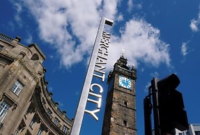Revolver Glasgow