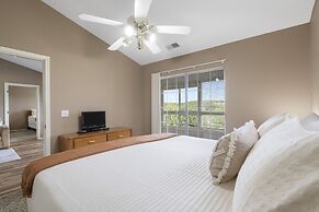 Cityscape Memories - Nearby Golf & Lake