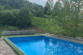 Beautiful 3-bed House in Crni Lug